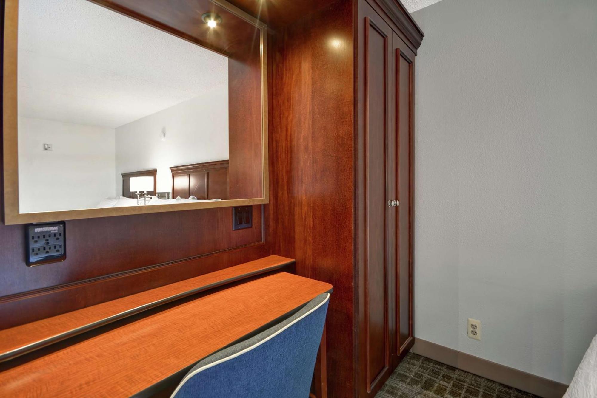 Hampton Inn Detroit Madison Heights South Troy Extérieur photo