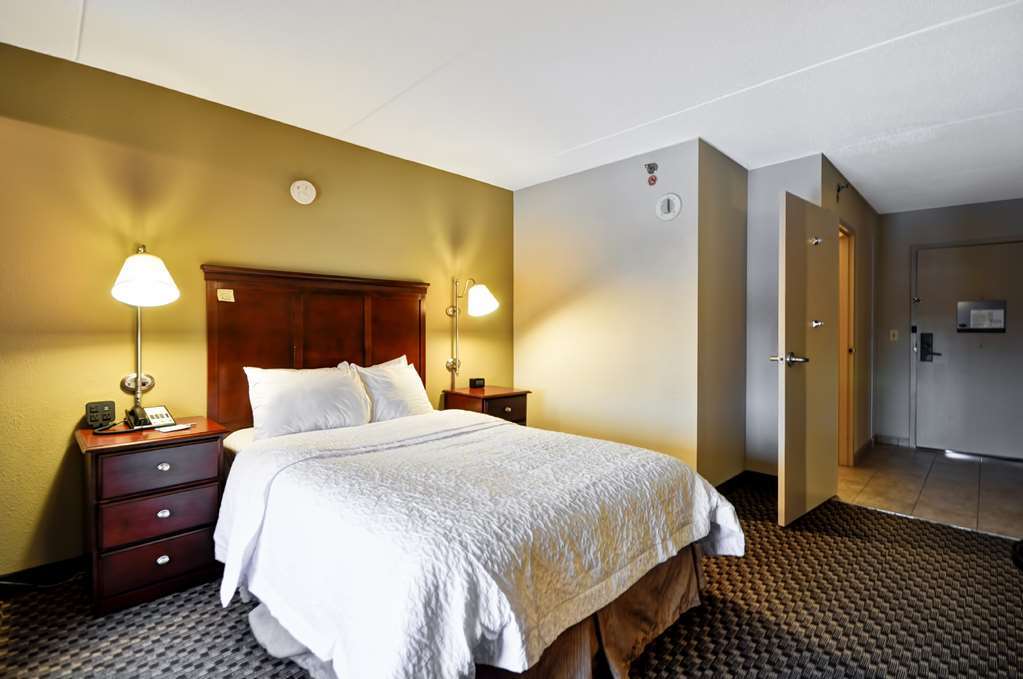 Hampton Inn Detroit Madison Heights South Troy Chambre photo